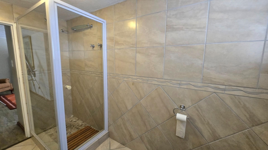 4 Bedroom Property for Sale in Kleinbaai Western Cape